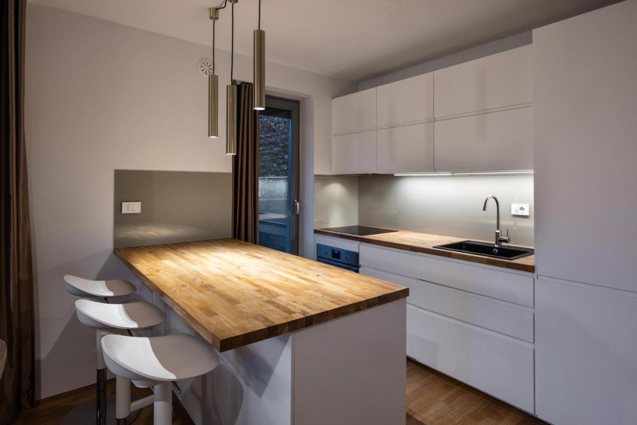 Luxury Apartment Stilla Μπλεντ Εξωτερικό φωτογραφία